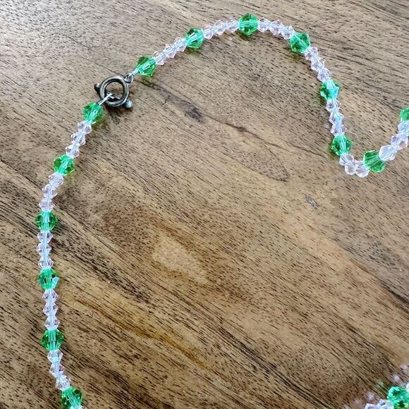 ✨3/$25✨ Vintage Pink and Green Short Layering Necklace - Picture 2 of 2